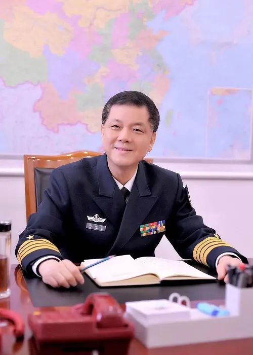 海軍闞延泉的最新任職，引領(lǐng)海軍走向新時(shí)代的卓越領(lǐng)導(dǎo)者